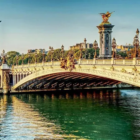 1 Bedroom Only 15 Min Walk To The Louvre Appartamento *