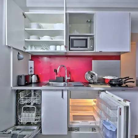 Appartamento 1 Bedroom Only 15 Min Walk To The Louvre *